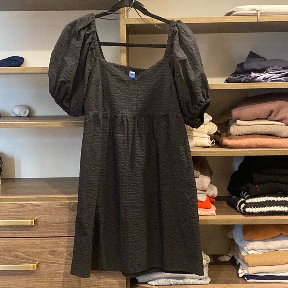 NWT- Old navy puff sleeve dress